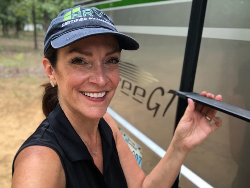 Queen Bee RV is a Registered RVTAA Technician and a Certified NRVIA Inspector serving Tulsa, OK and surrounding areas within 100 miles