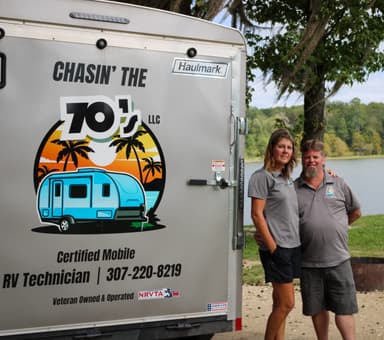 Chasin' The 70s Mobile RV logo