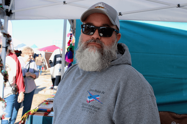 Elkins Mobile RV is a  serving Dover, TN and surrounding areas within 50 miles