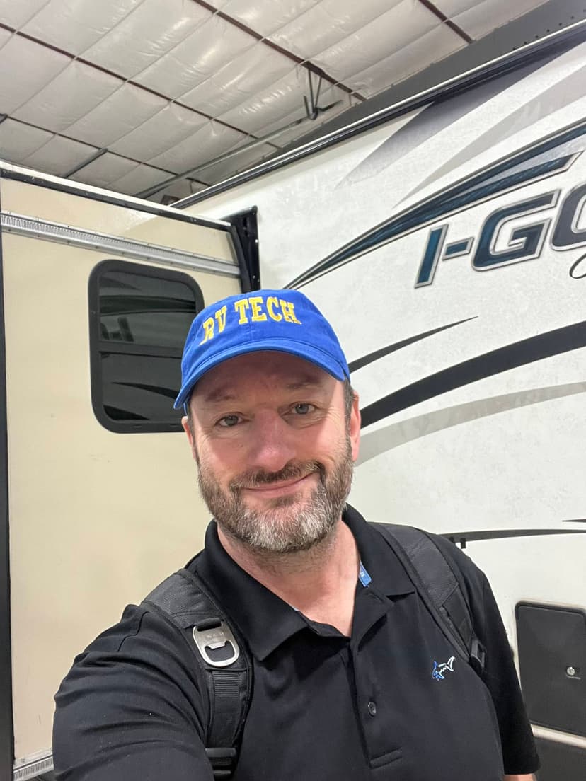 Christopher McCullough is a Registered RVTAA Technician and a Certified NRVIA Inspector serving Blue Springs, MO and surrounding areas within 35 miles