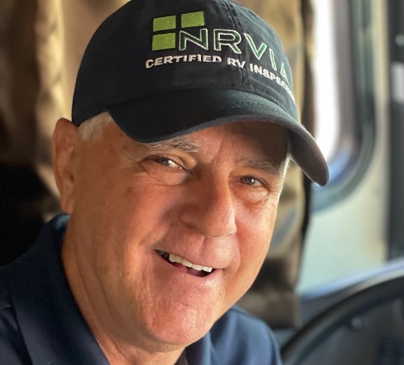 Peter Clark is a serving Fort Lauderdale, FL and surrounding areas within 130 miles